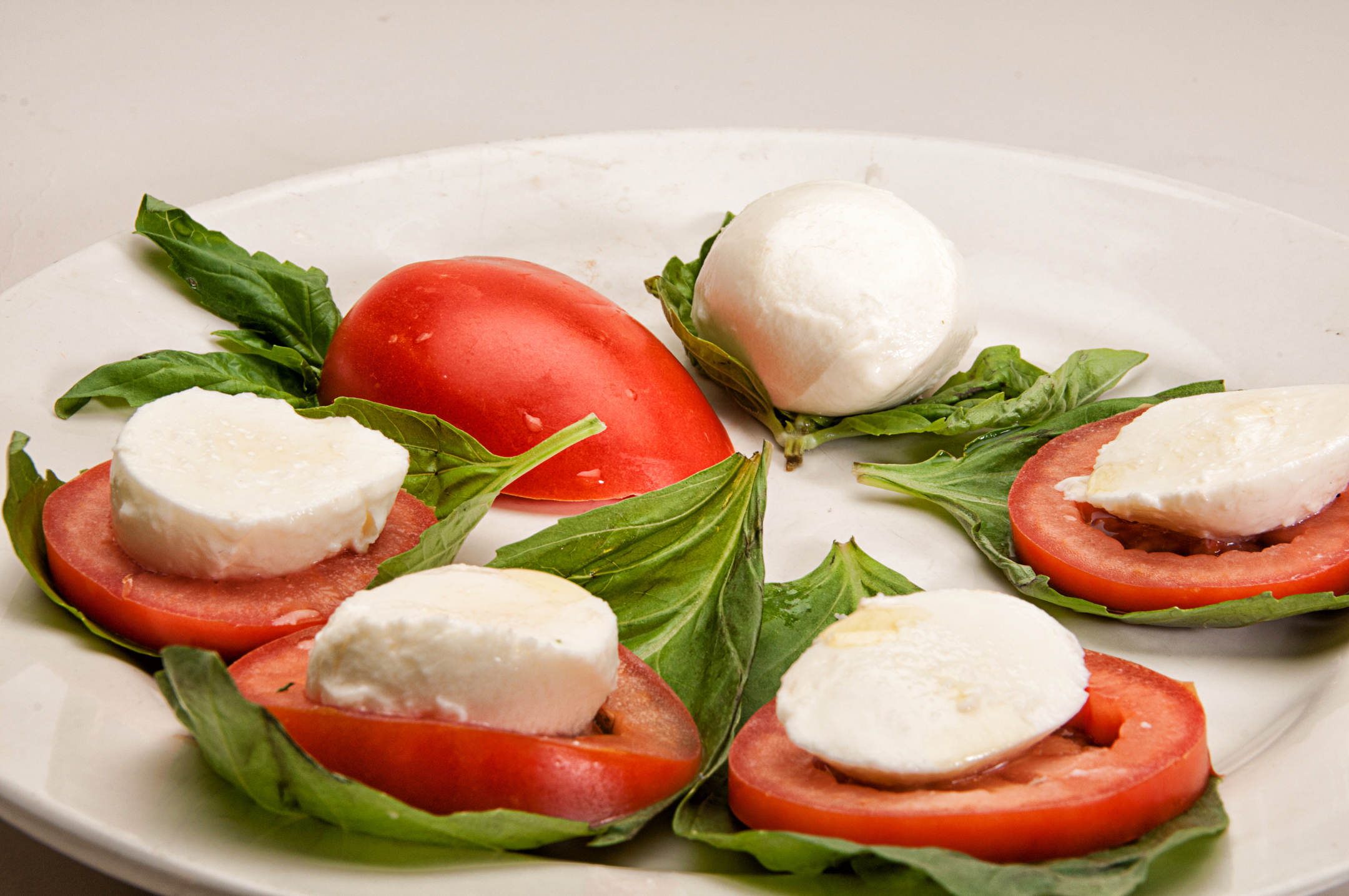 Order Caprese Salad food online from Barraco's Pizza store, Orland Park on bringmethat.com