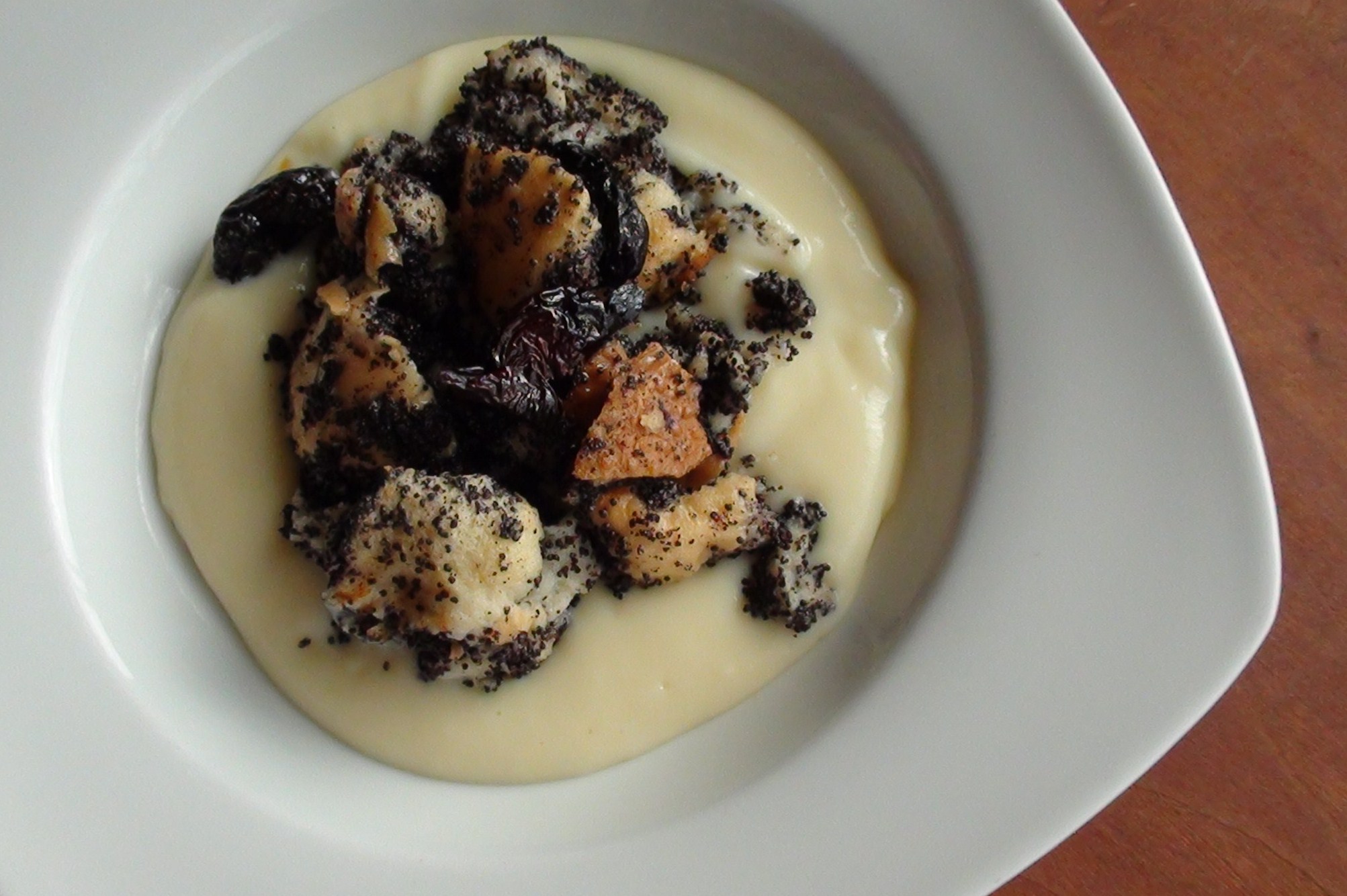 Order Poppy seed bread pudding food online from Sunset Grill store, Los Angeles on bringmethat.com