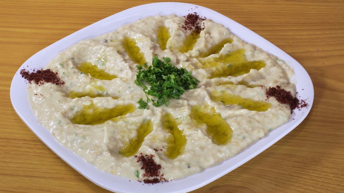 Order Baba Ghanouj with Pita Bread food online from Fill A Pita store, Downers Grove on bringmethat.com