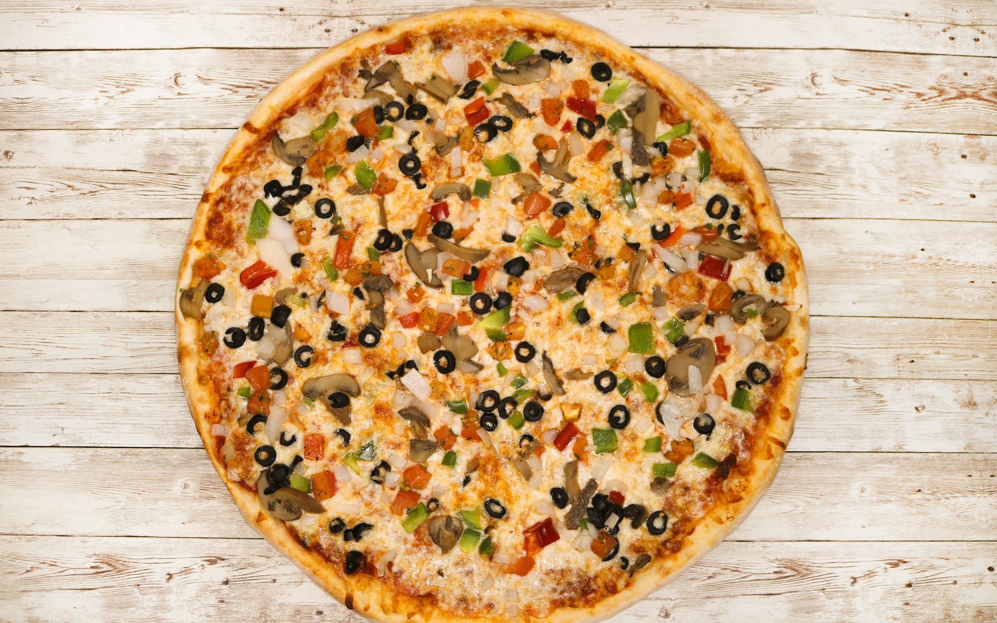 Order Vegetable Pizza - Personal 10'' food online from Villa Pizza store, South Plainfield on bringmethat.com
