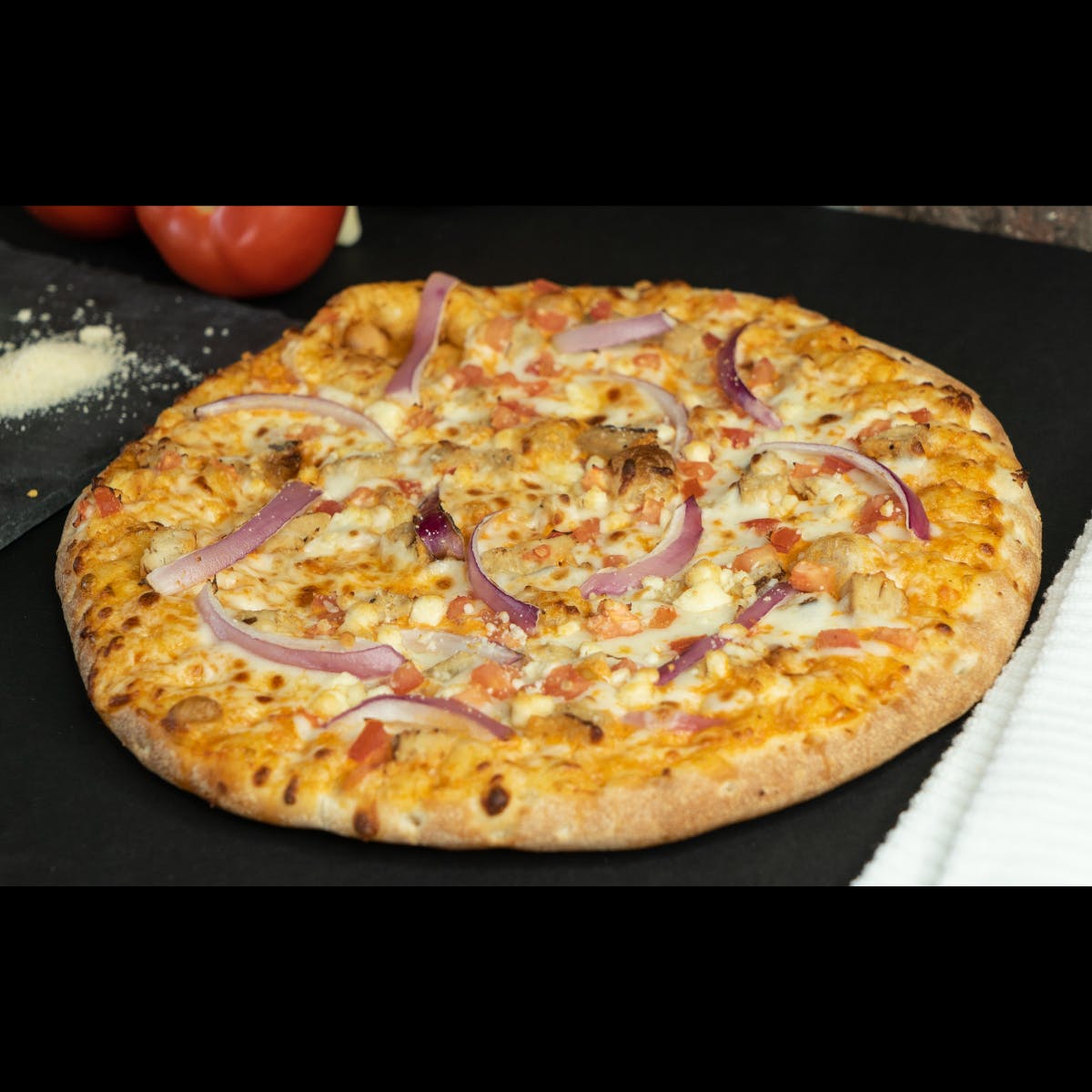 Order Kickin Chicken Pizza - Small 10'' food online from Tenney's Pizza store, Saratoga Springs on bringmethat.com