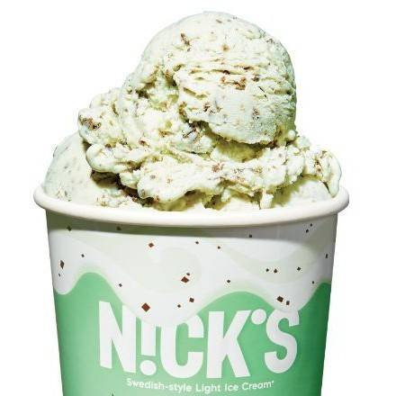 Order Nick's Mint Chokladchip Ice Cream (1 Pint) food online from 7-Eleven By Reef store, Marietta on bringmethat.com