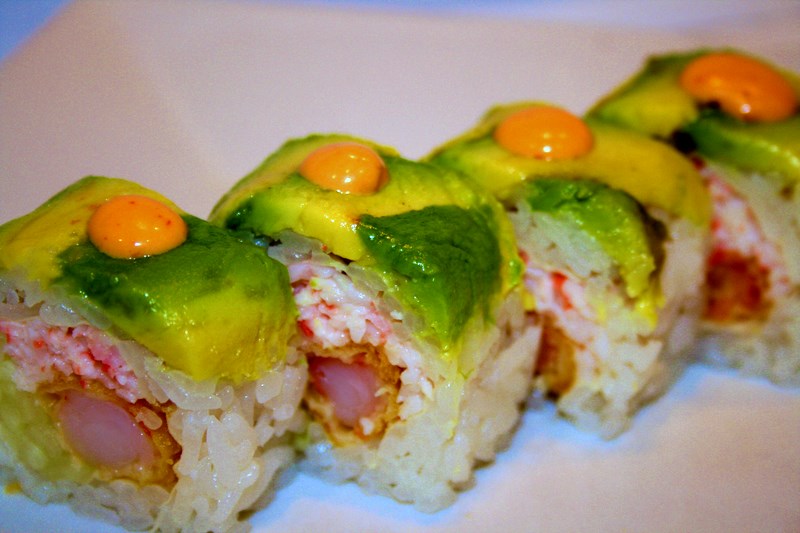 Order Crunch Roll food online from Yomama Sushi store, Camarillo on bringmethat.com