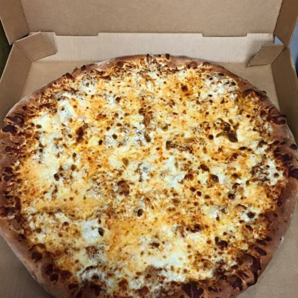 Order Buffalo Chicken Pizza food online from Ricky's New York Pizza store, Durham on bringmethat.com