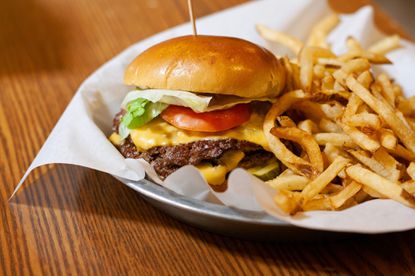 Order Angus Burger Dinner food online from El Taco Chico store, Oak Park on bringmethat.com