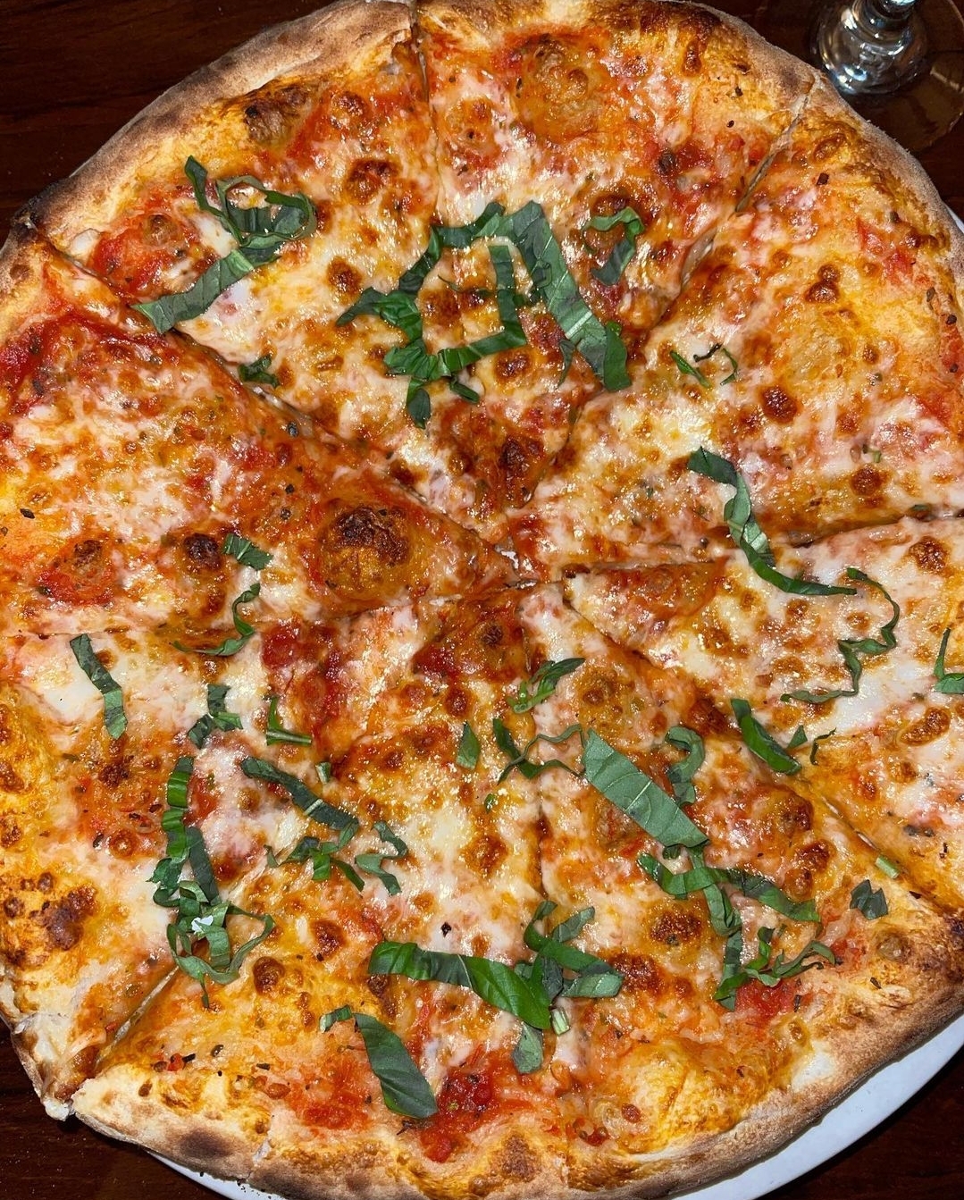 Order Pizza Napoletana food online from Il Corallo Trattoria store, New York on bringmethat.com