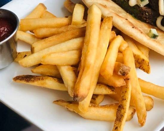 Order French Fries food online from Wheat's End Cafe store, Chicago on bringmethat.com