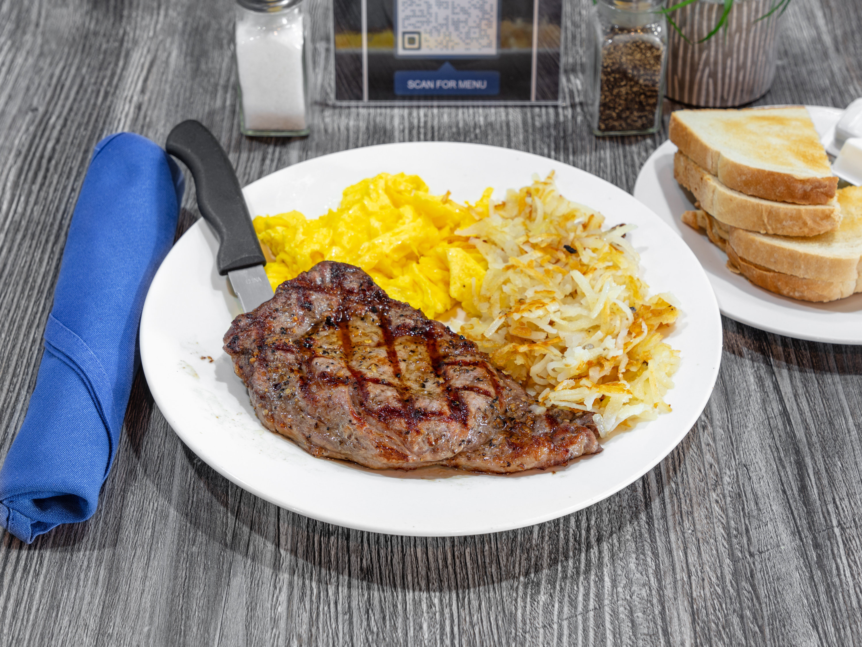 Order Steak Breakfast food online from Mimi's Star Cafè store, Dallas on bringmethat.com