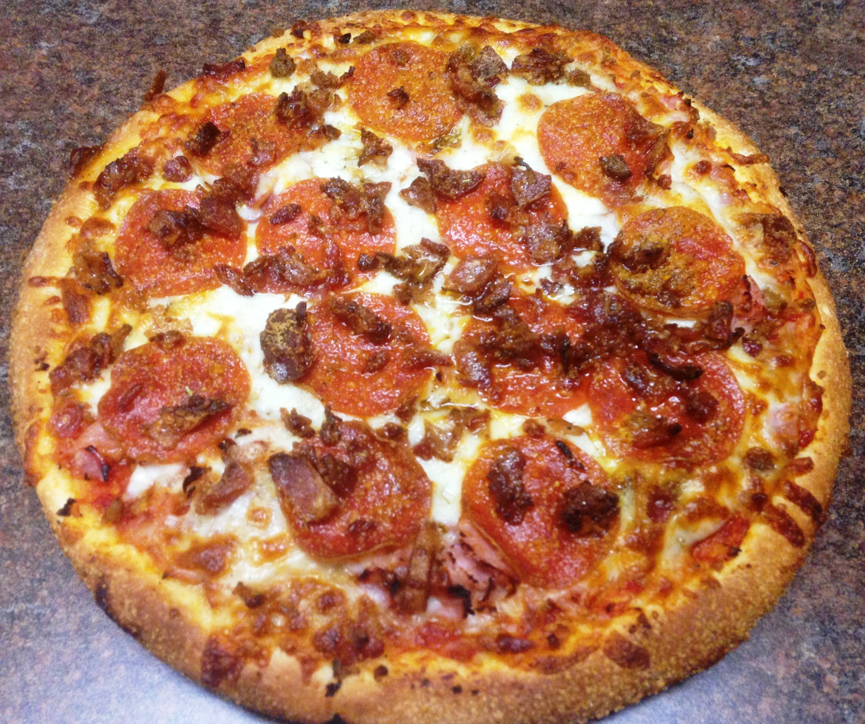 Order Meatzza Pizza - 10" Small food online from Powerhouse Pizza store, Camden on bringmethat.com