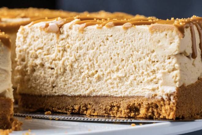 Order Biscoff Cheesecake food online from Sheshe pizza store, New York on bringmethat.com
