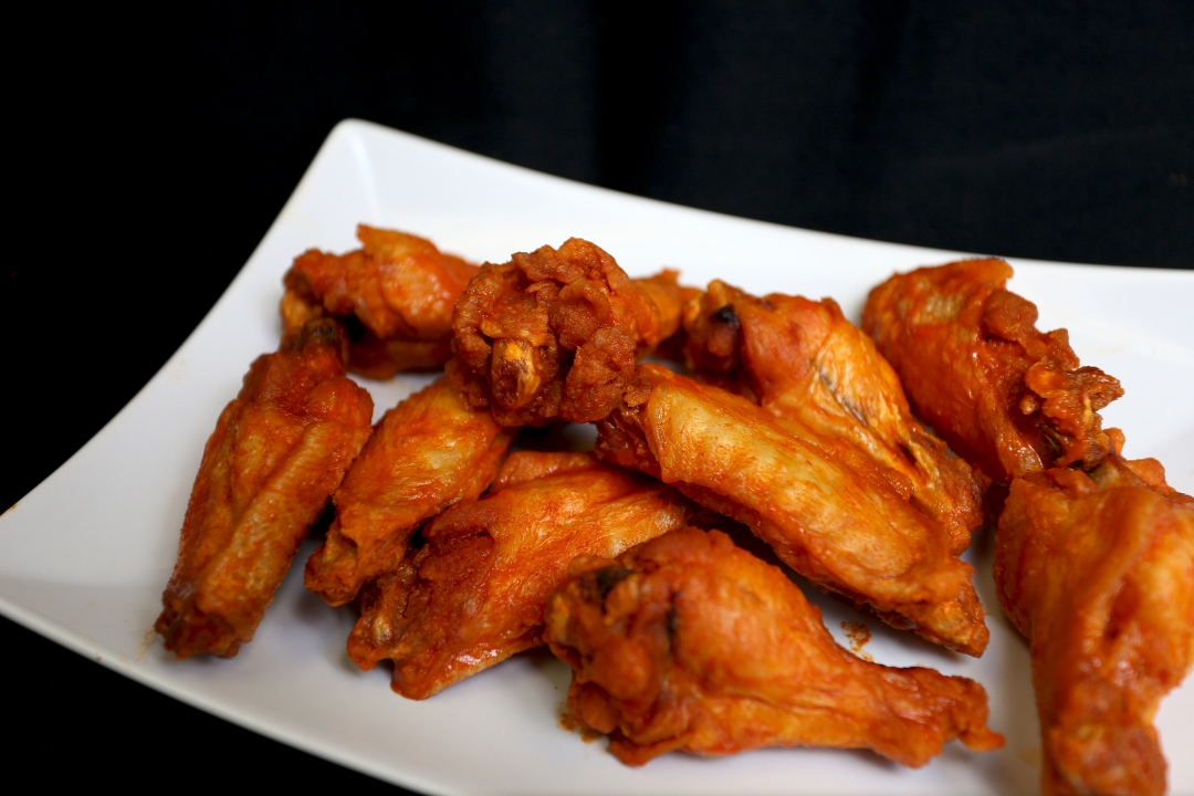 Order 5pc Party Wings food online from Two Brothers Chicken store, Woodbridge on bringmethat.com