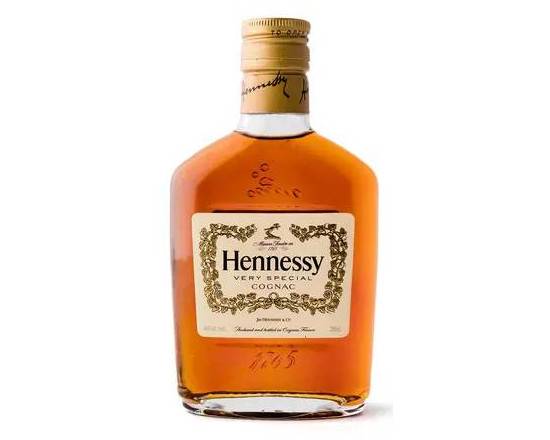 Order Hennessy VS, 200mL cognac (40.0% ABV) food online from VALU DISCOUNT LIQUOR #1 store, Houston on bringmethat.com
