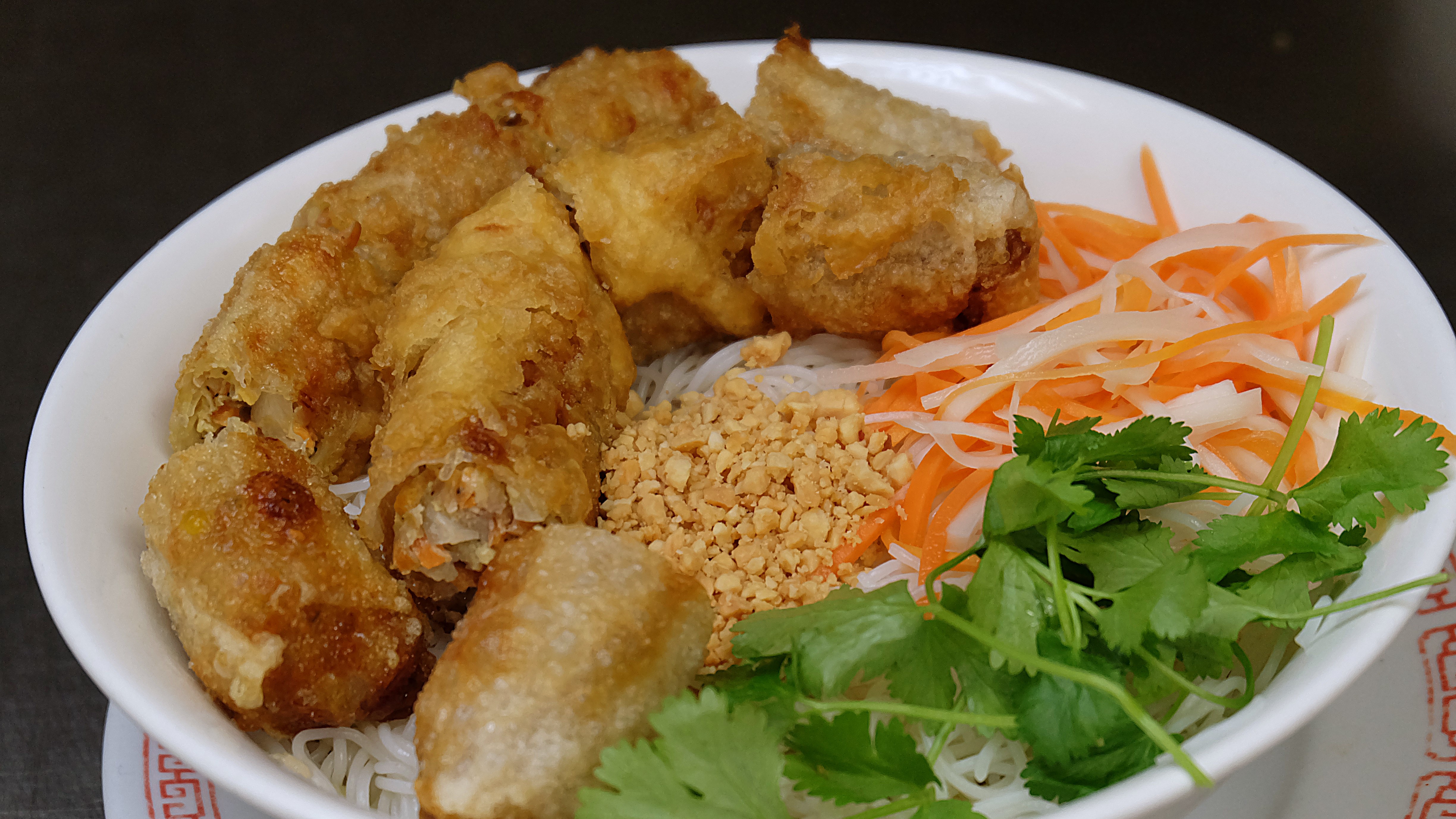 Order Egg Roll Over Rice Noodle Salad food online from Red Pepper Chinese Restaurant store, RICHFIELD on bringmethat.com