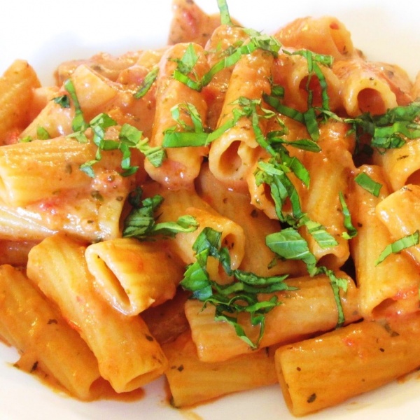 Order Pasta with Tomato Sauce food online from Pizzico Ristorante store, Merrimack on bringmethat.com