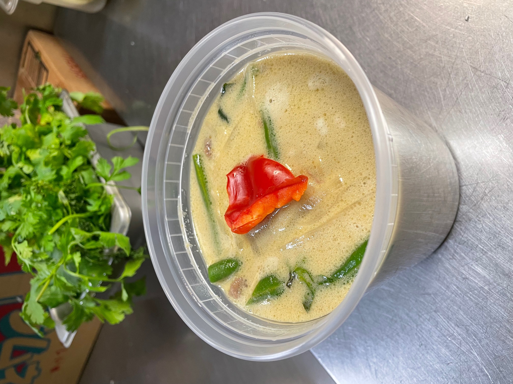 Order Green Curry food online from Simply Thai store, Northbrook on bringmethat.com