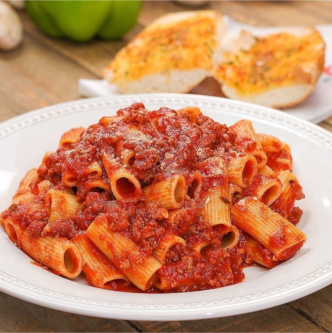 Order Pasta with Meat Sauce food online from Ameci Pizza & Pasta store, Santa Clarita on bringmethat.com