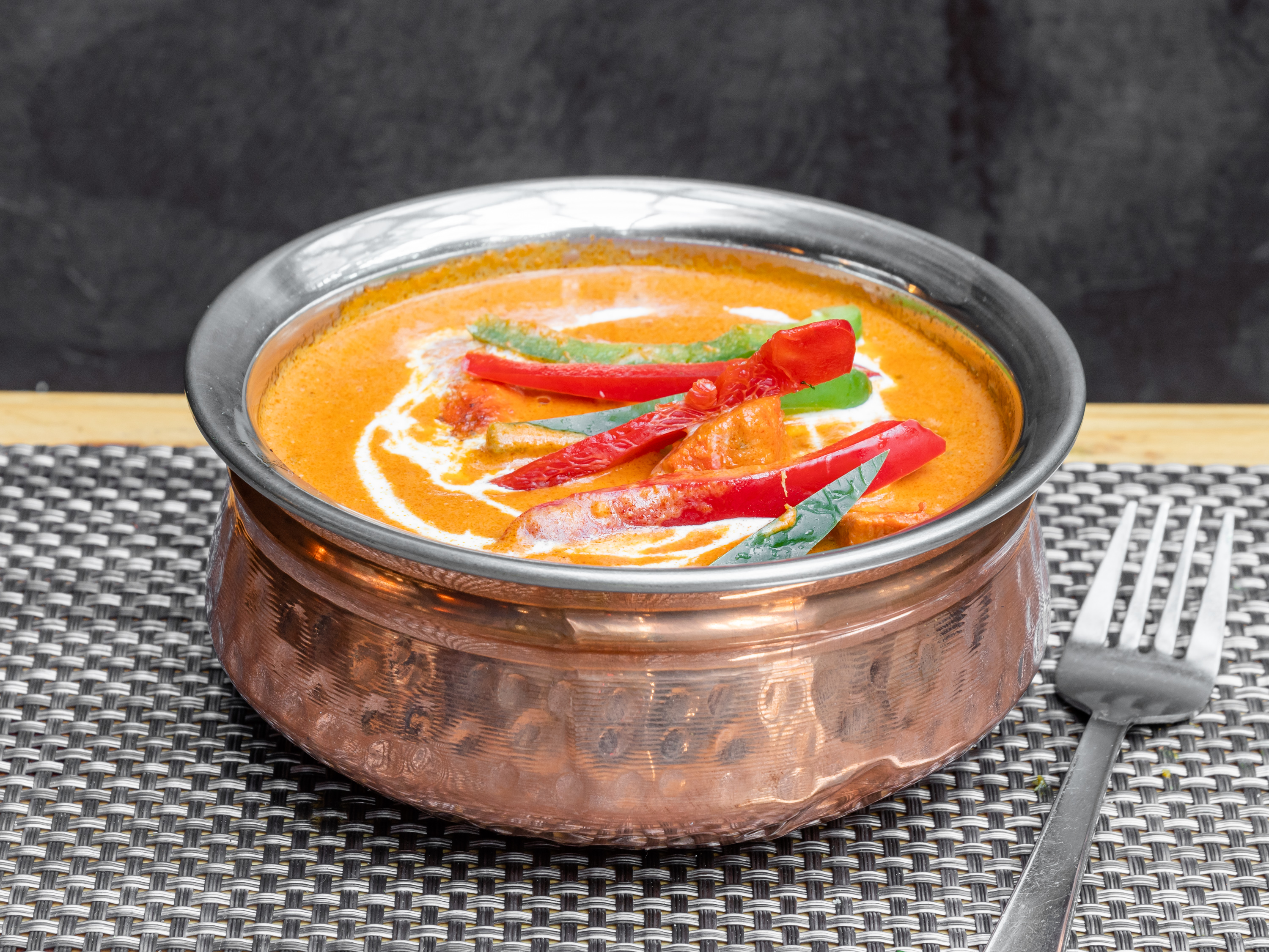 Order Butter Chicken food online from Patiala store, New York on bringmethat.com