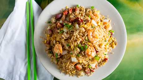 Order 34. House Special Fried Rice food online from Chinese Eatery store, Harvey on bringmethat.com
