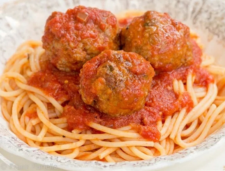 Order Pasta with Meatballs  food online from Roma Pizza store, Brooklyn on bringmethat.com
