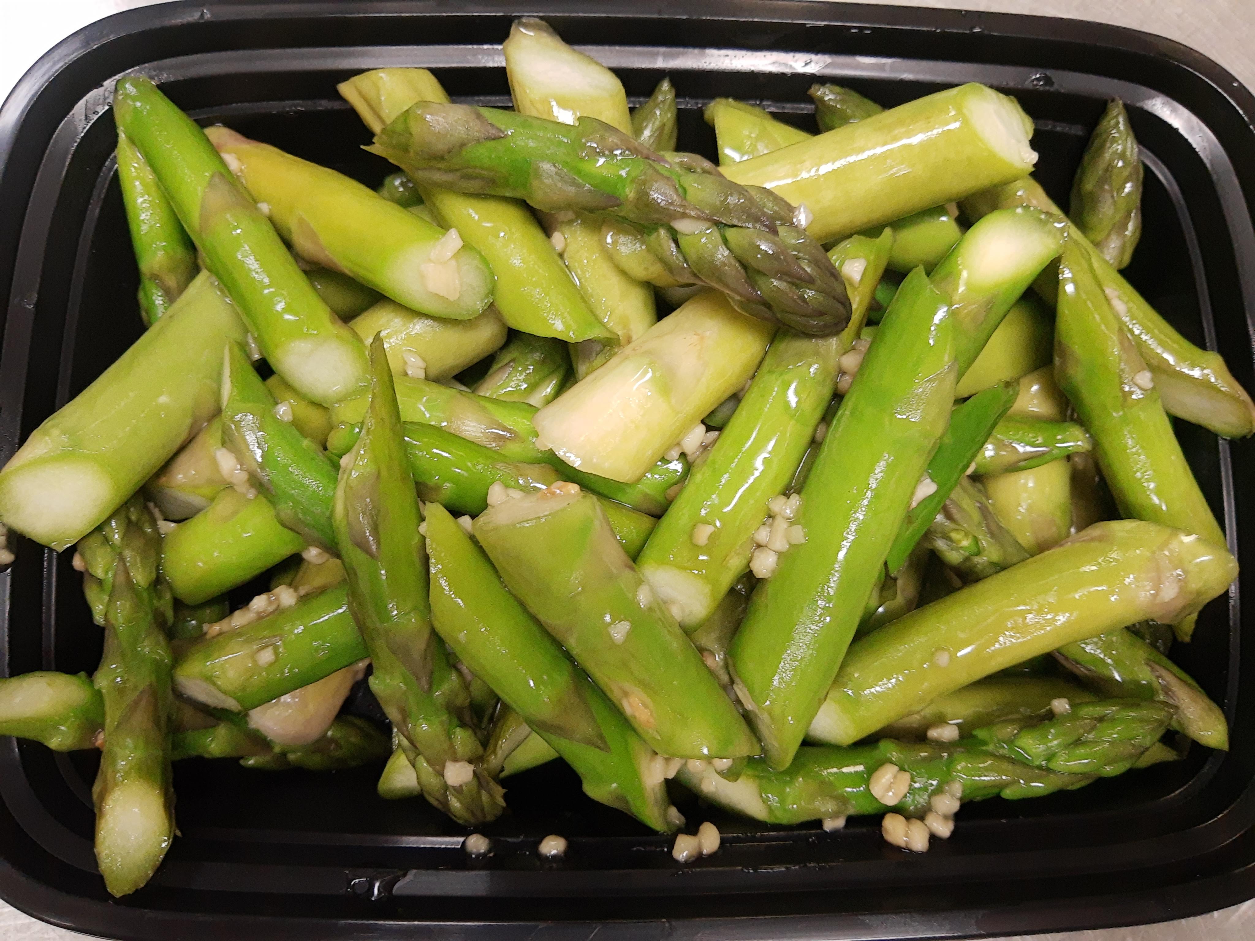 Order LC4. Asparagus with Light Garlic Low Carb food online from 88 Chinese & Sushi Sherman Oaks store, Van Nuys on bringmethat.com