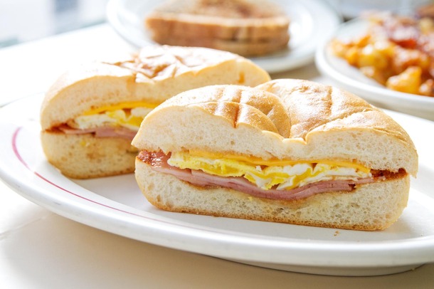 Order Ham and Eggs Sandwich food online from Smith finest deli store, Brooklyn on bringmethat.com