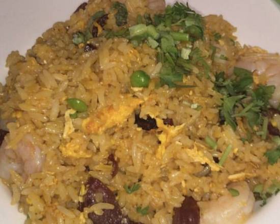Order Duong Chau Fried Rice food online from Thai Basil store, Springfield on bringmethat.com