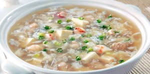 Order C7. Seafood with Bean Curd Soup 海鮮豆腐羹 food online from Garage Restaurant store, San Gabriel on bringmethat.com