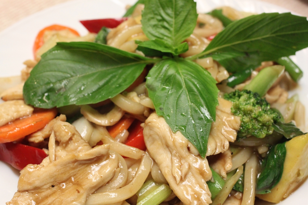 Order Udon Basil food online from Giggling rice thai togo store, Brookline on bringmethat.com