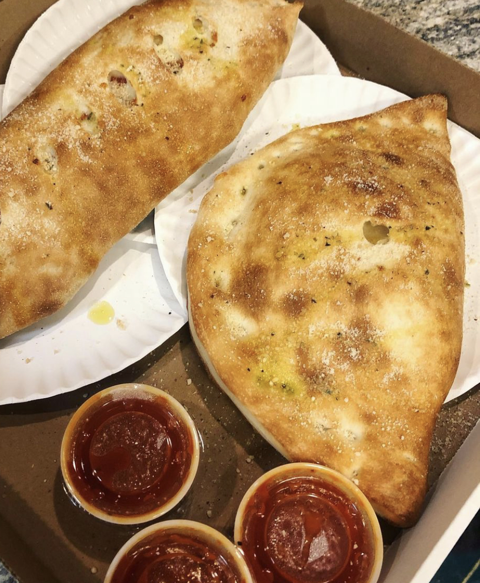 Order Cheese Calzone food online from Mahwah Pizza Master store, Mahwah on bringmethat.com