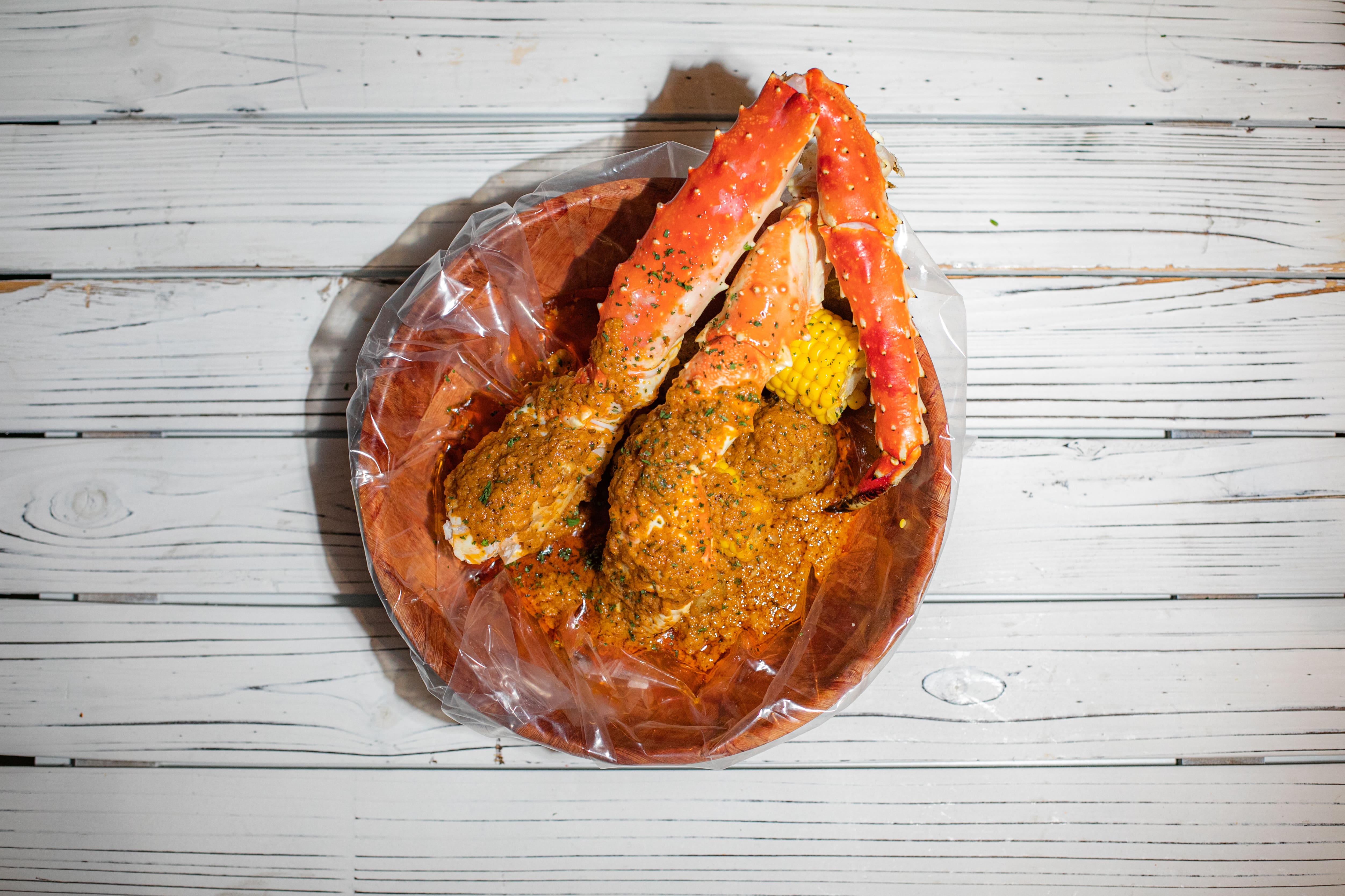 Order 1 lb. King Crab Legs food online from Ben's Crab store, Uniondale on bringmethat.com
