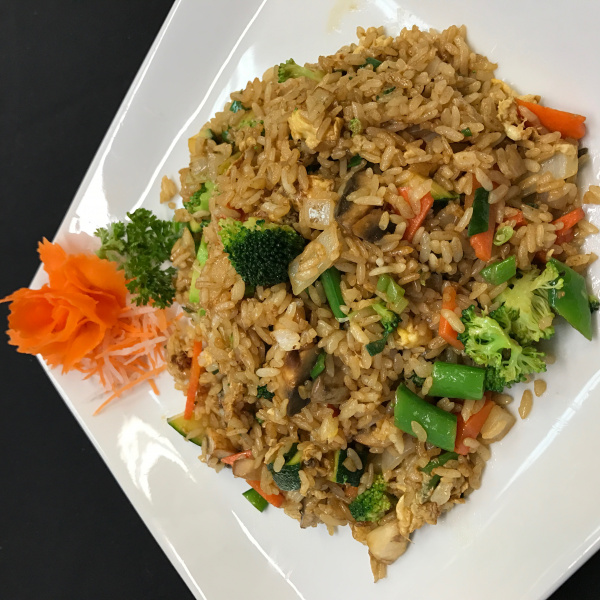 Order 1. Vegetable Fried Rice food online from Sakura Asian Fusion store, Kissimmee on bringmethat.com
