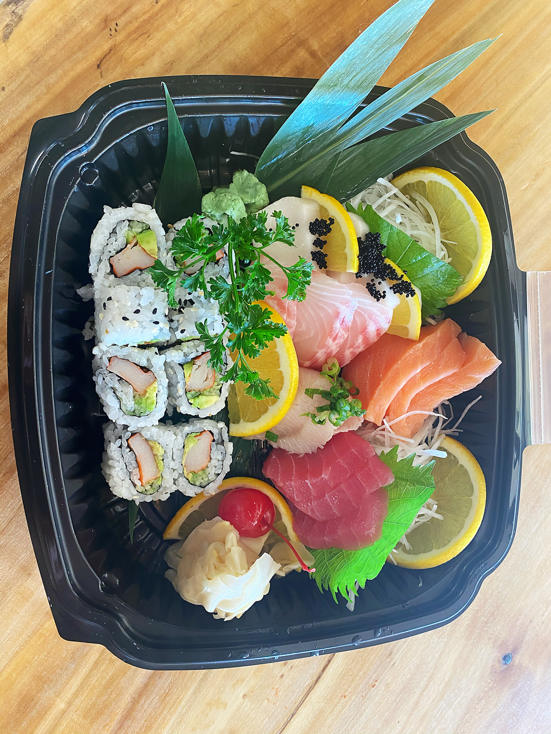 Order Sashimi Deluxe  food online from Sushi8 store, Santa Fe on bringmethat.com