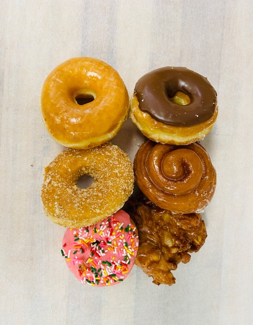 Order Half Dozen Donut Mix food online from Highland Donuts store, Bakersfield on bringmethat.com
