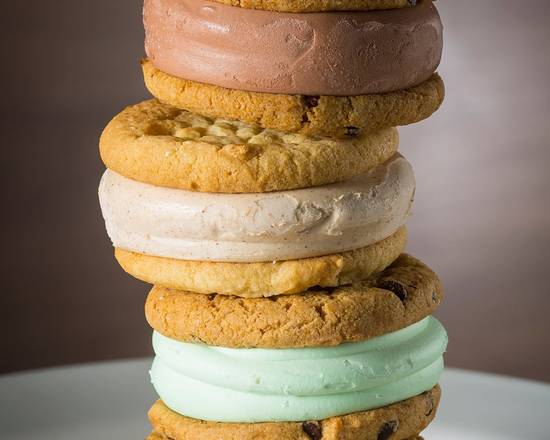 Order Gelato Cookie Sandwiches food online from Doc B's store, Chicago on bringmethat.com