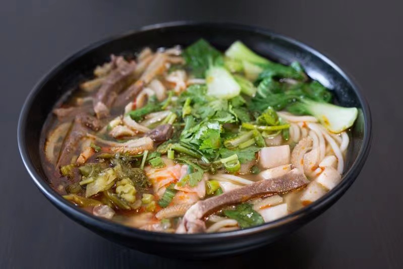 Order Lamb Offal Mifen and Noodle （羊杂粉） food online from Flower Brook Mifen House store, Flushing on bringmethat.com