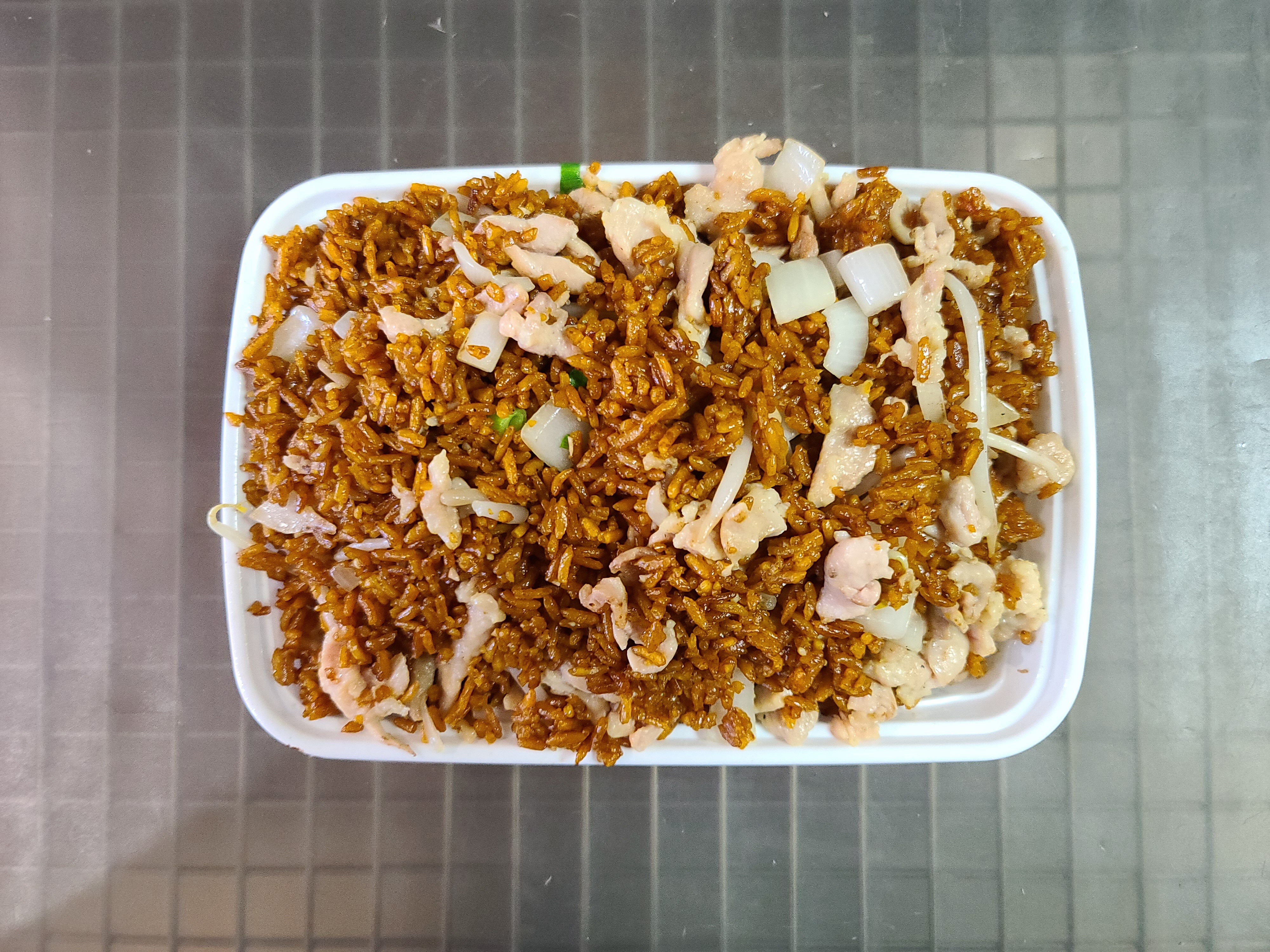 Order (Lg.) Chicken Fried Rice food online from China King store, Florissant on bringmethat.com