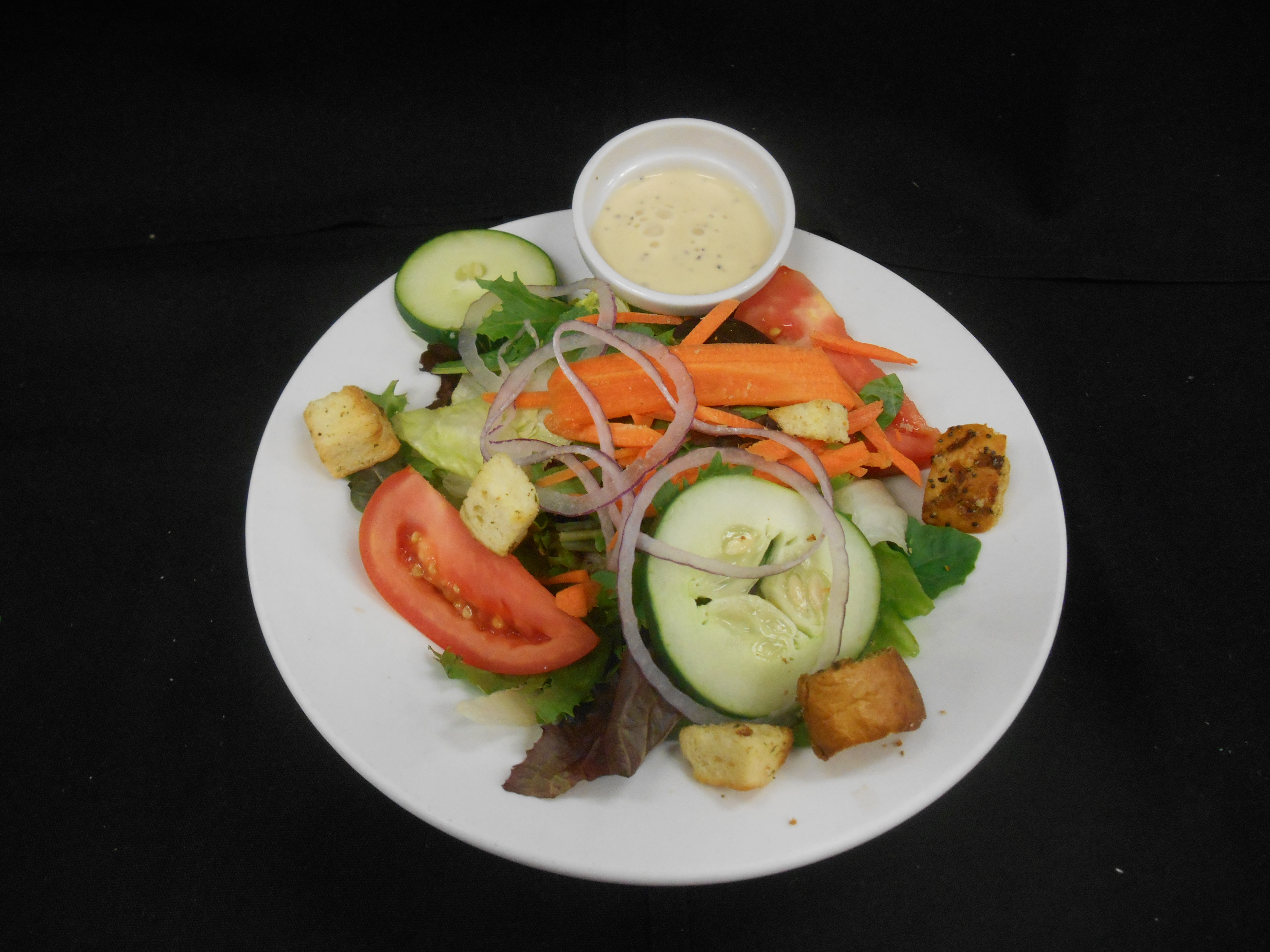 Order Side Salad food online from Emmett Brewing Company store, West Dundee on bringmethat.com