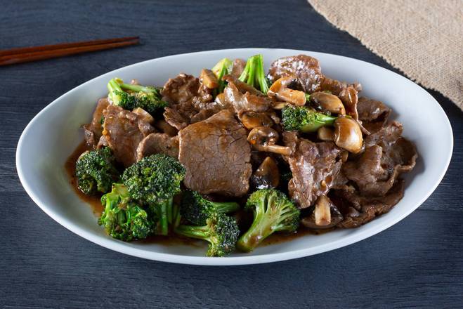 Order General Tso's Beef food online from Little Wonton store, Anaheim on bringmethat.com