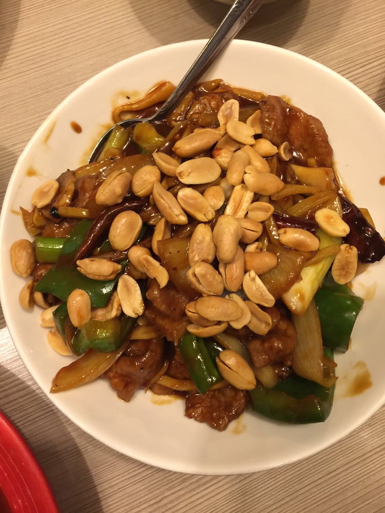 Order Beef with Hot Pepper and Peanuts food online from Dragon Phoenix Chinese Restaurant store, Meriden on bringmethat.com