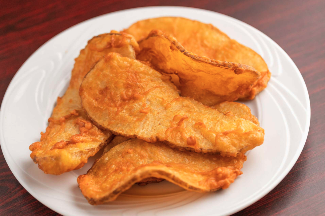 Order Potato Fritters food online from Maggie's Pub store, Santa Fe Springs on bringmethat.com