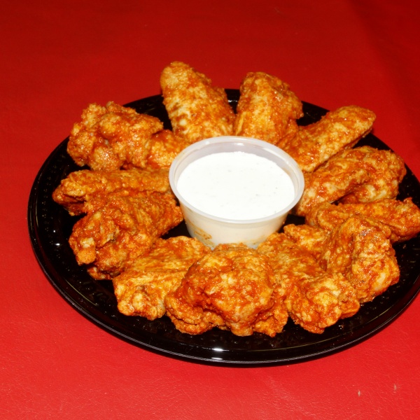 Order Spicy Buffalo Chicken Wings food online from Fratelli's NY Pizza store, Los Angeles on bringmethat.com