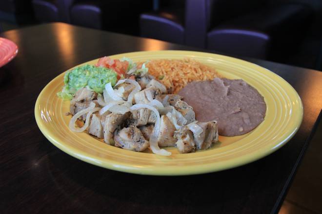 Order Chicken Fajita Plate food online from Las Palapas store, College Station on bringmethat.com