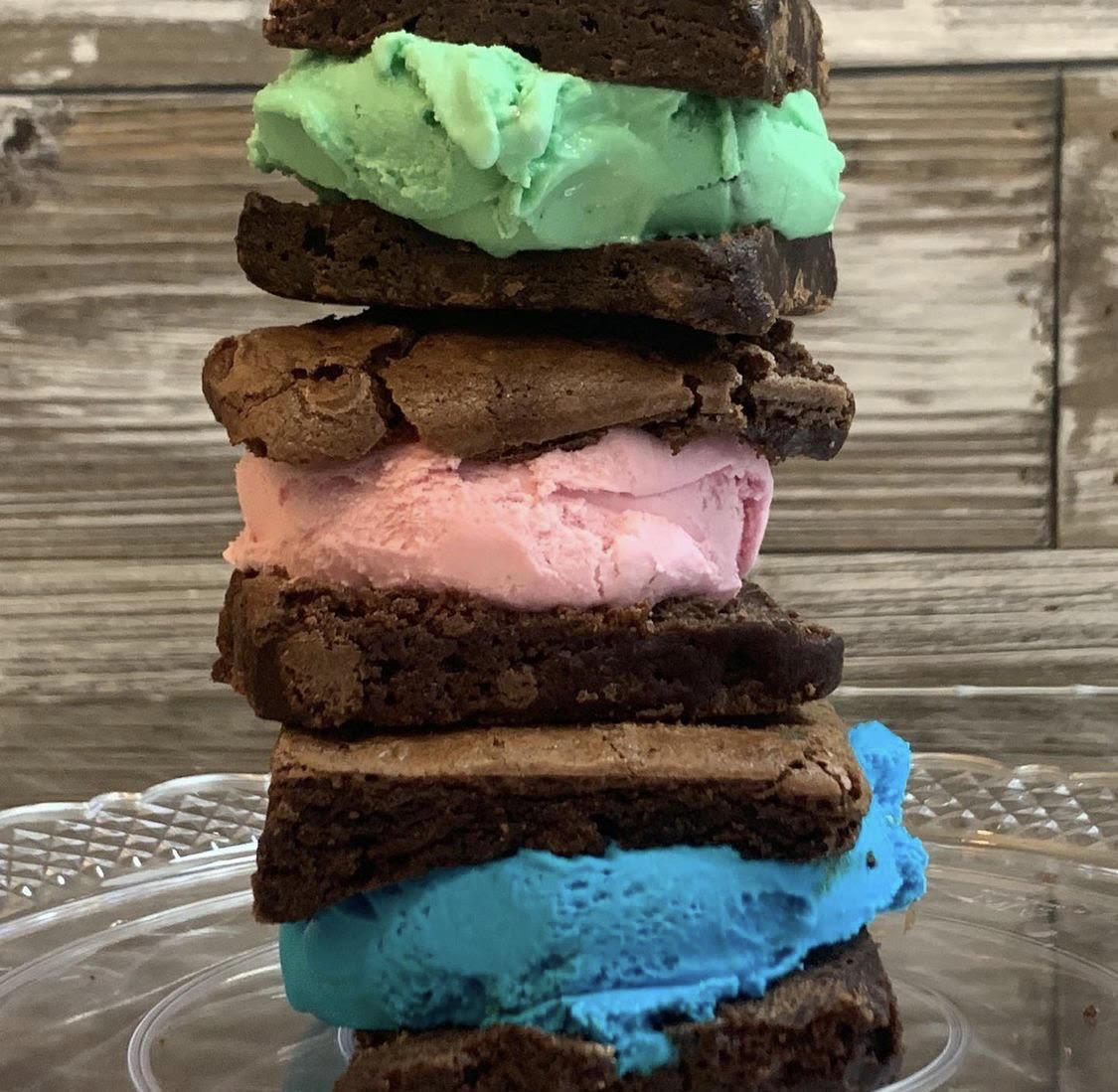 Order Build a Brownie food online from City Scoops Creamery store, Troy on bringmethat.com