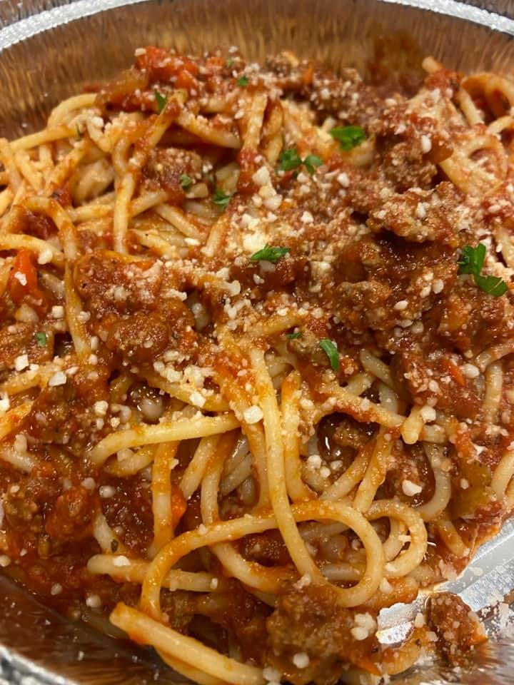 Order Spaghetti Catering - Family Size (Serves 4-6 People) food online from Joes Pizza store, Chicago on bringmethat.com