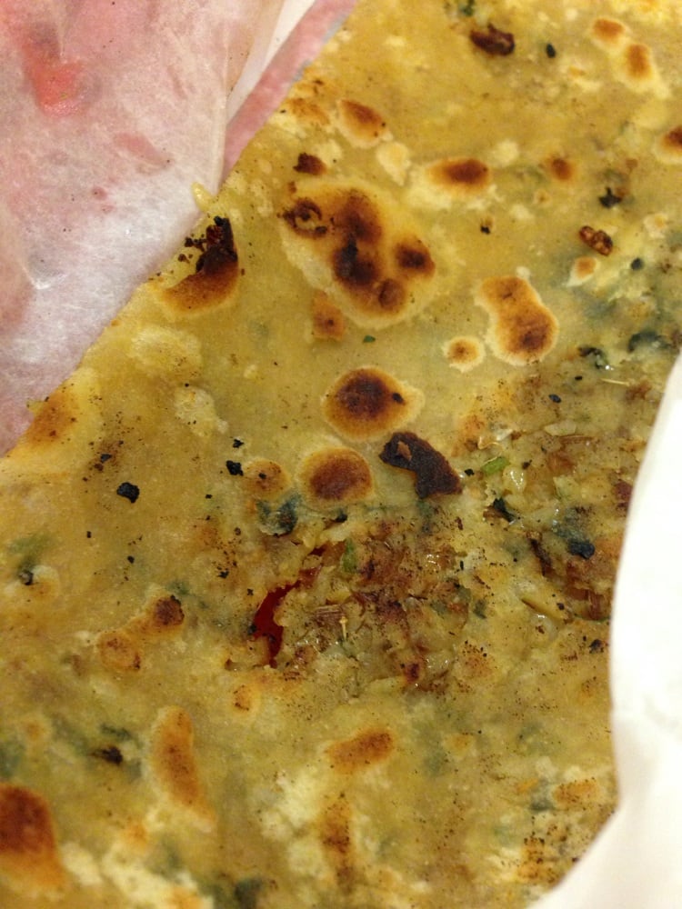 Order 17. Garlic Roti food online from Standard Sweets & Spices store, Fresno on bringmethat.com