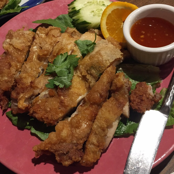 Order 56. Crispy Chicken food online from Bangkok Garden Thai Cuisine store, Daly City on bringmethat.com
