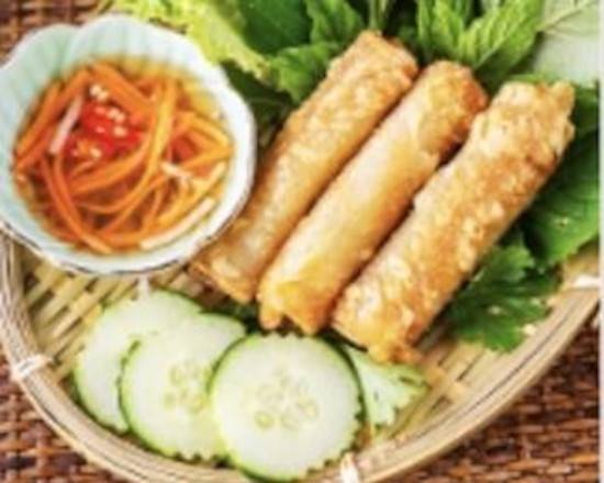 Order Vegetarian Crispy Spring Roll (Cha Gio) food online from Pho Me Vietnamese Kitchen store, Mooresville on bringmethat.com