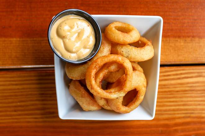 Order Onion Rings food online from Tommy Tavern + Tap store, Bridgewater Township on bringmethat.com