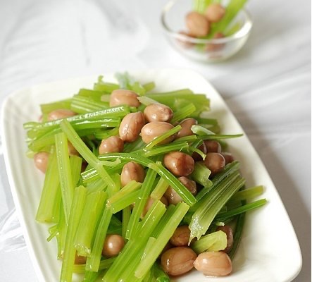 Order Boiled Peanut with Celery 西芹花生 food online from Dumpling Park store, San Francisco on bringmethat.com