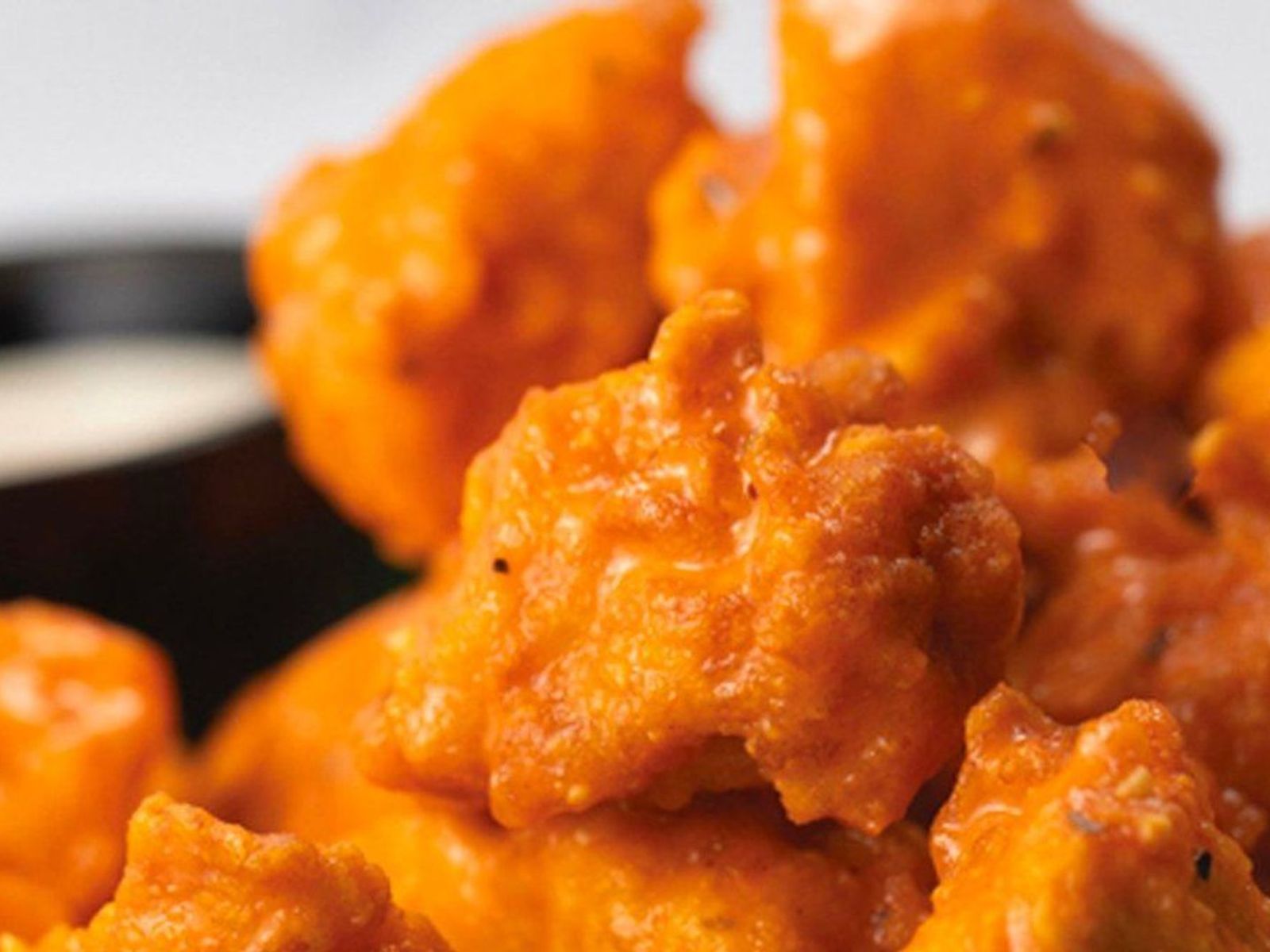 Order Boneless Wings food online from Brothers Bar & Grill store, Fort Collins on bringmethat.com